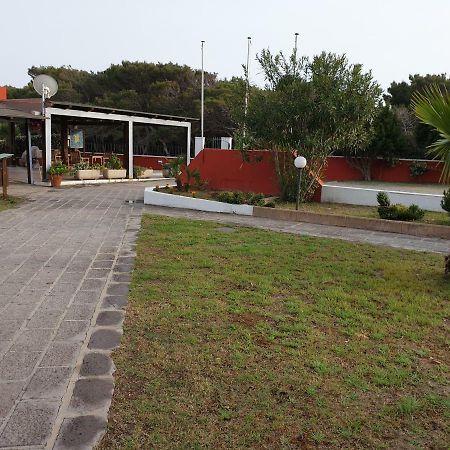 Hotel Mezzaluna Carloforte  Dış mekan fotoğraf