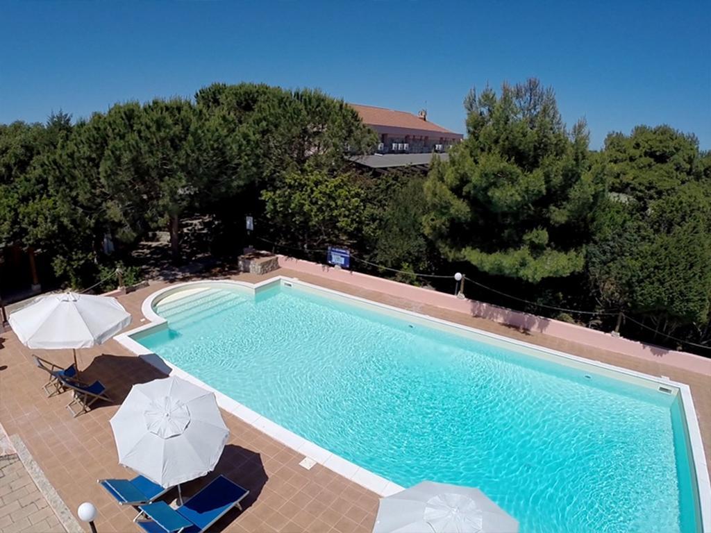 Hotel Mezzaluna Carloforte  Dış mekan fotoğraf