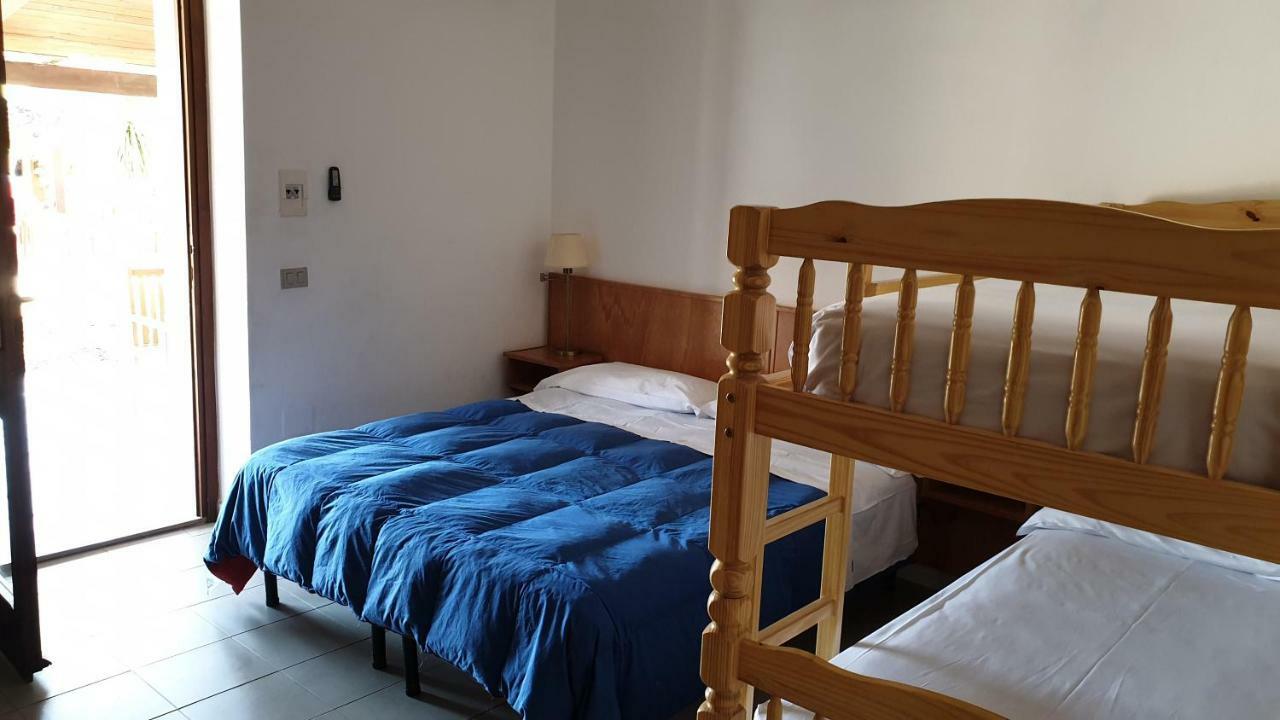 Hotel Mezzaluna Carloforte  Dış mekan fotoğraf